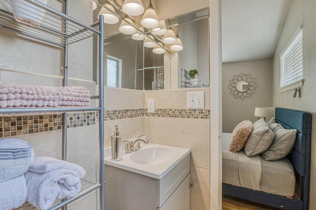 The Hummingbird Sunset Home, West Side エル・パソ エクステリア 写真