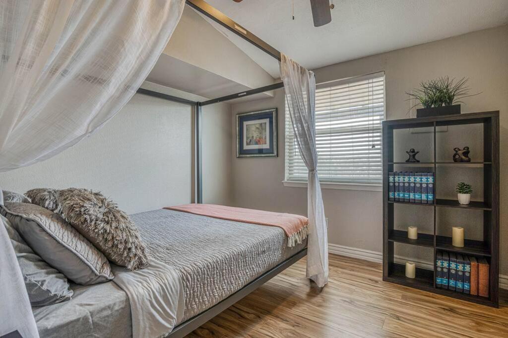 The Hummingbird Sunset Home, West Side エル・パソ エクステリア 写真