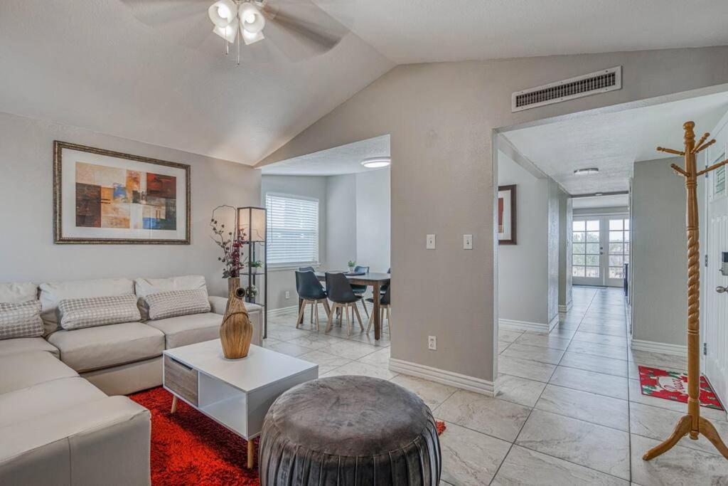 The Hummingbird Sunset Home, West Side エル・パソ エクステリア 写真