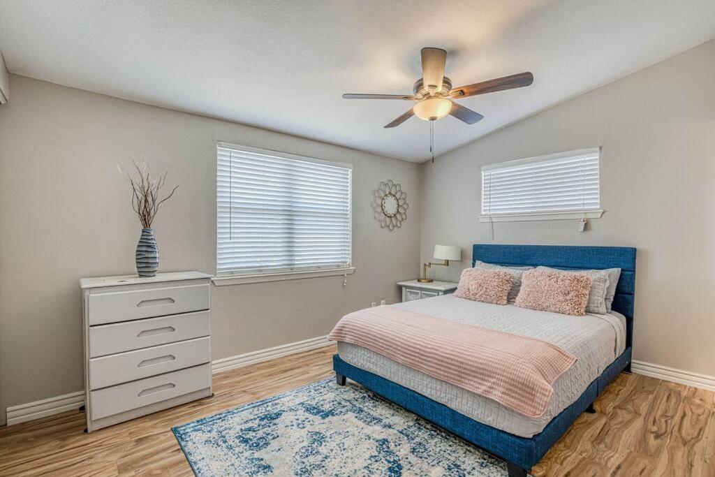 The Hummingbird Sunset Home, West Side エル・パソ エクステリア 写真