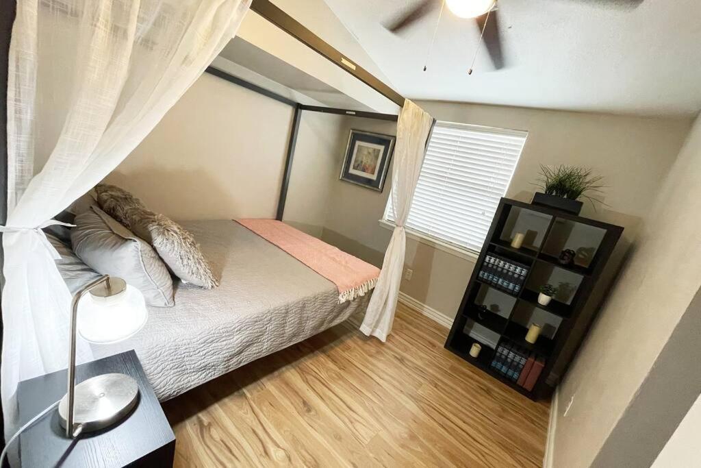 The Hummingbird Sunset Home, West Side エル・パソ エクステリア 写真