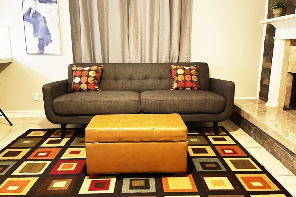 The Hummingbird Sunset Home, West Side エル・パソ エクステリア 写真