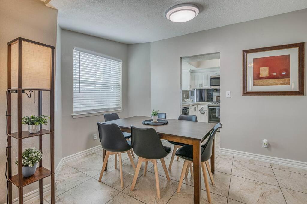 The Hummingbird Sunset Home, West Side エル・パソ エクステリア 写真