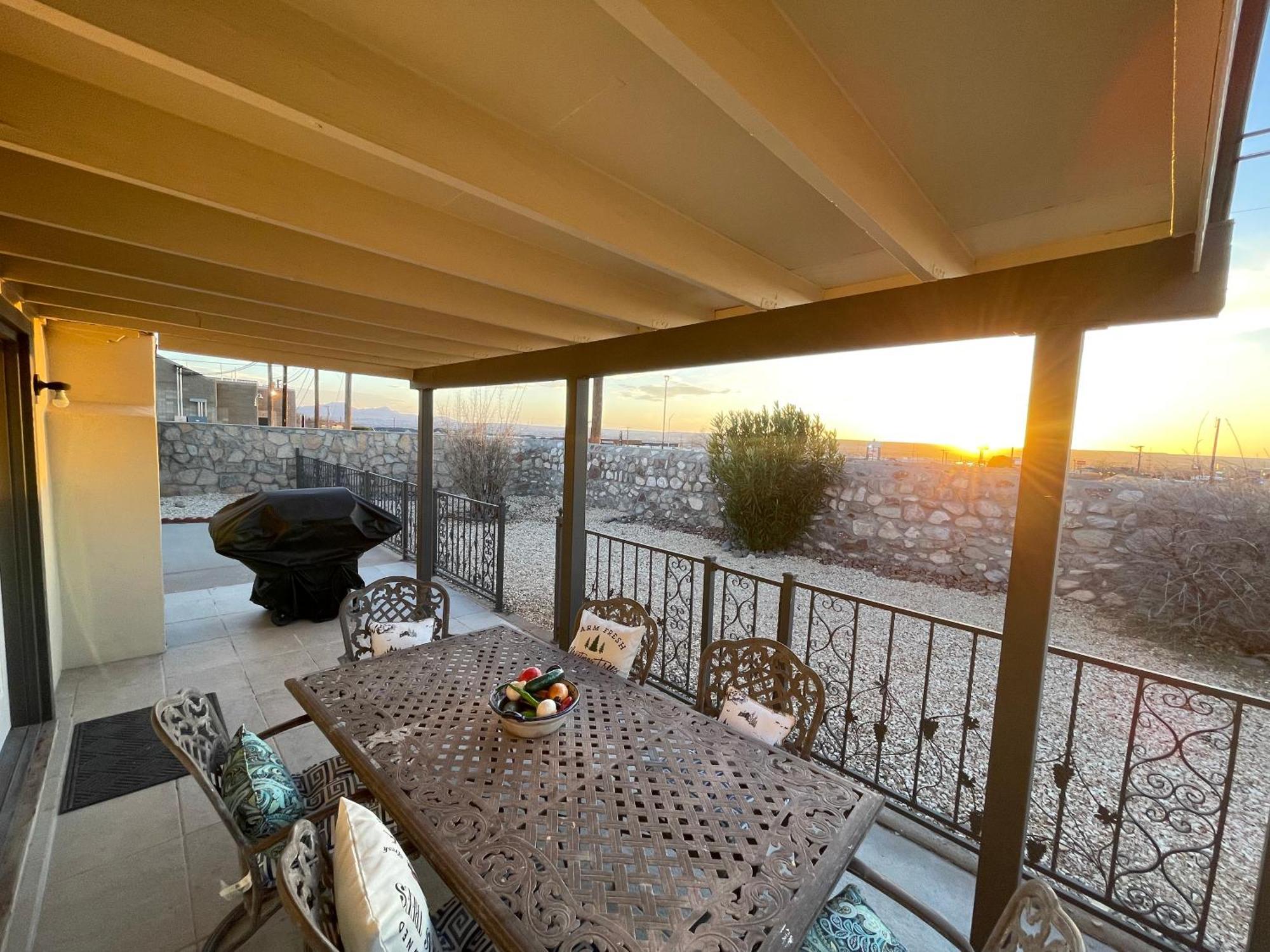 The Hummingbird Sunset Home, West Side エル・パソ エクステリア 写真